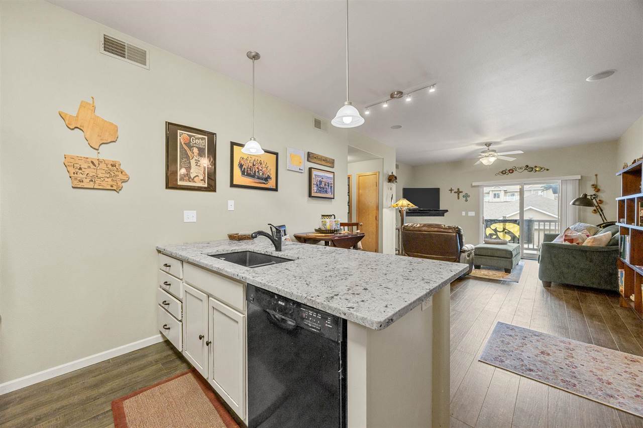285 Sadler Ln Unit: 202