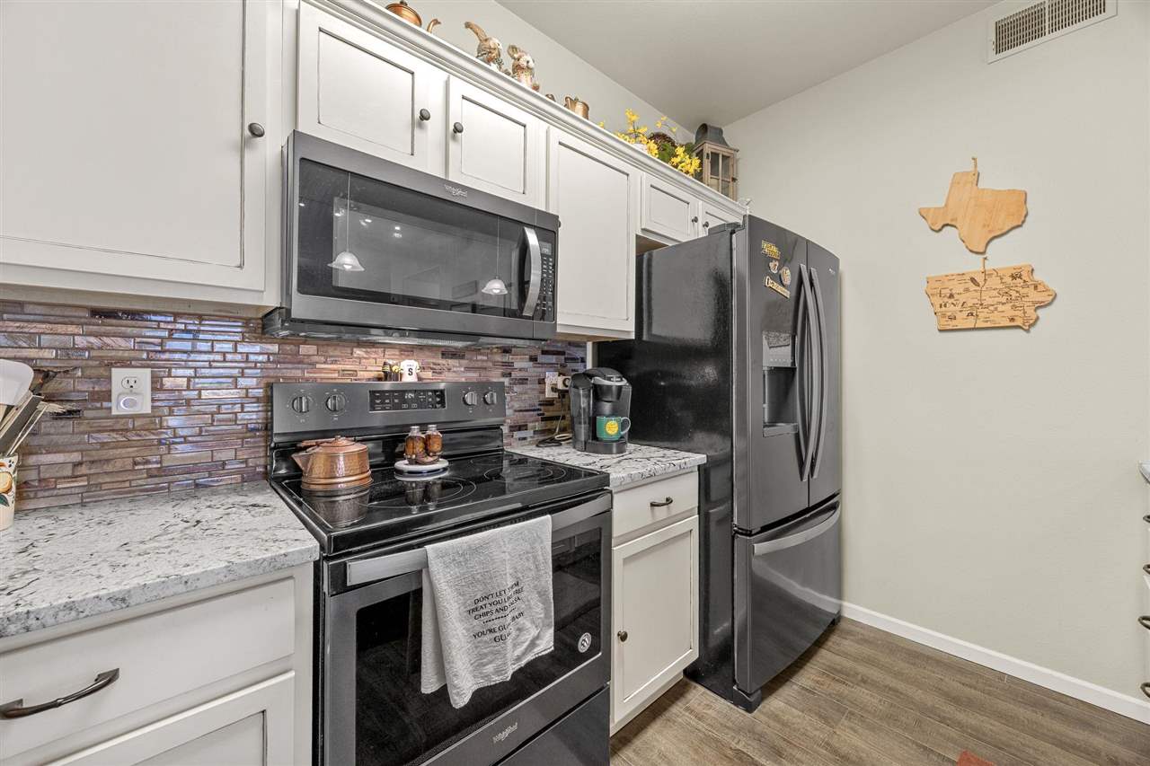 285 Sadler Ln Unit: 202