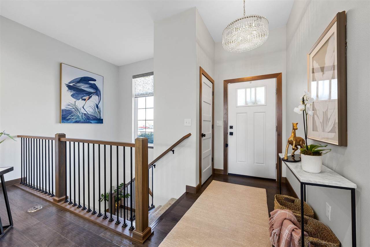 1307 High Country Pl