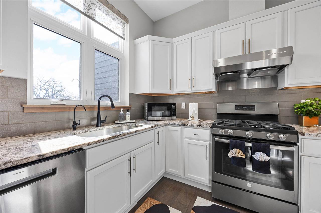 1307 High Country Pl