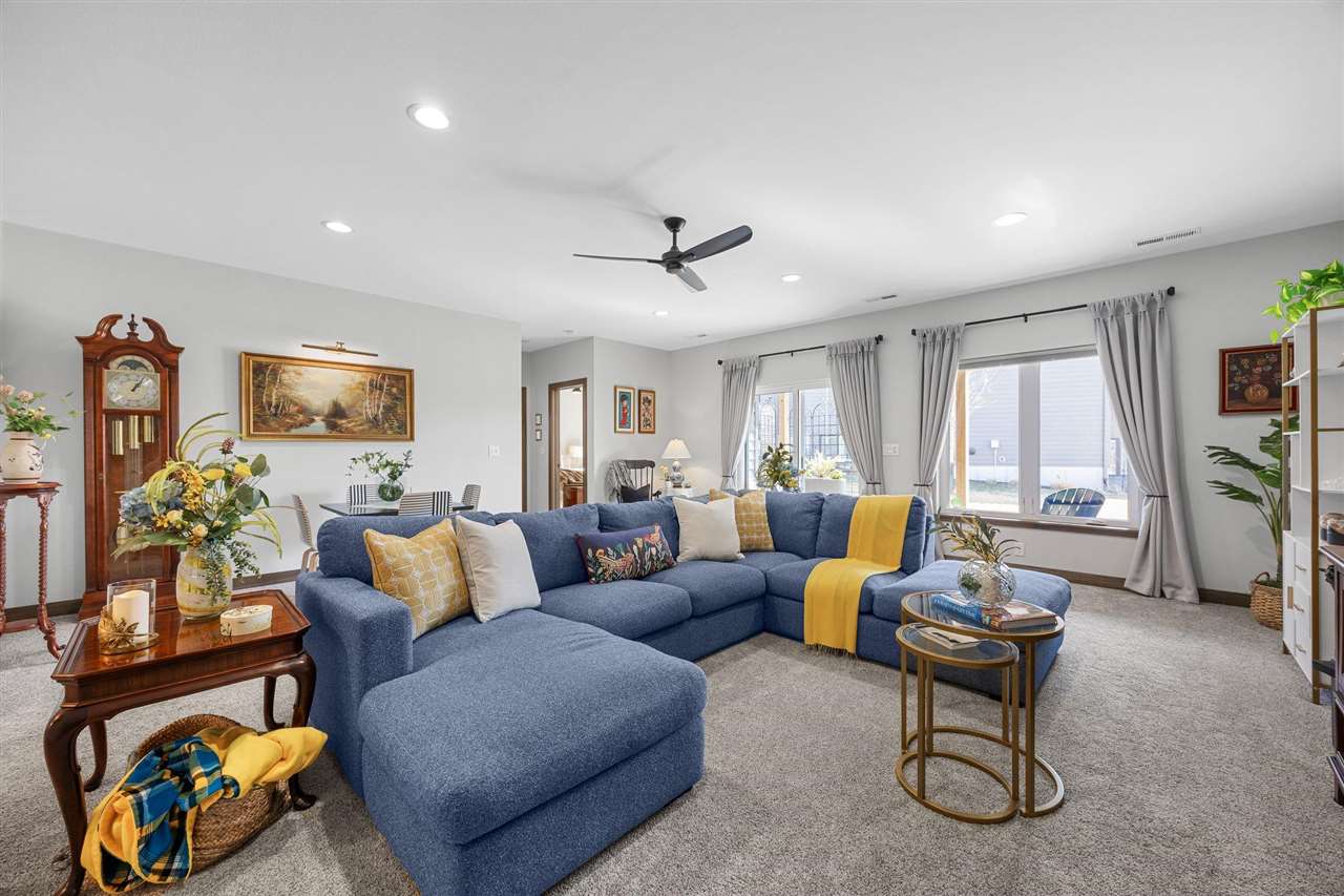 1307 High Country Pl