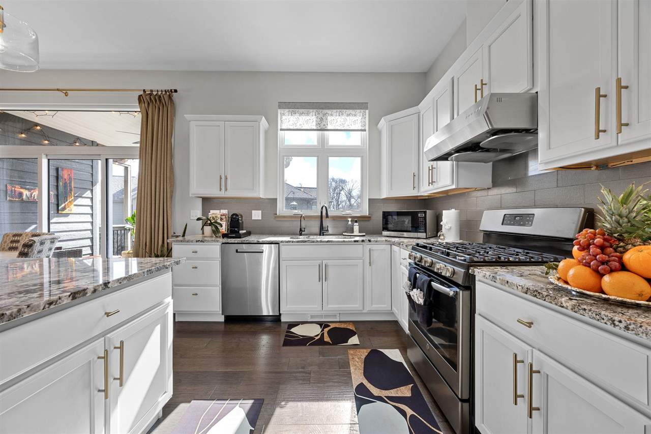 1307 High Country Pl