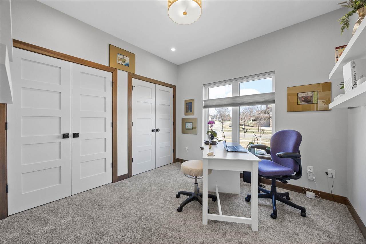 1307 High Country Pl