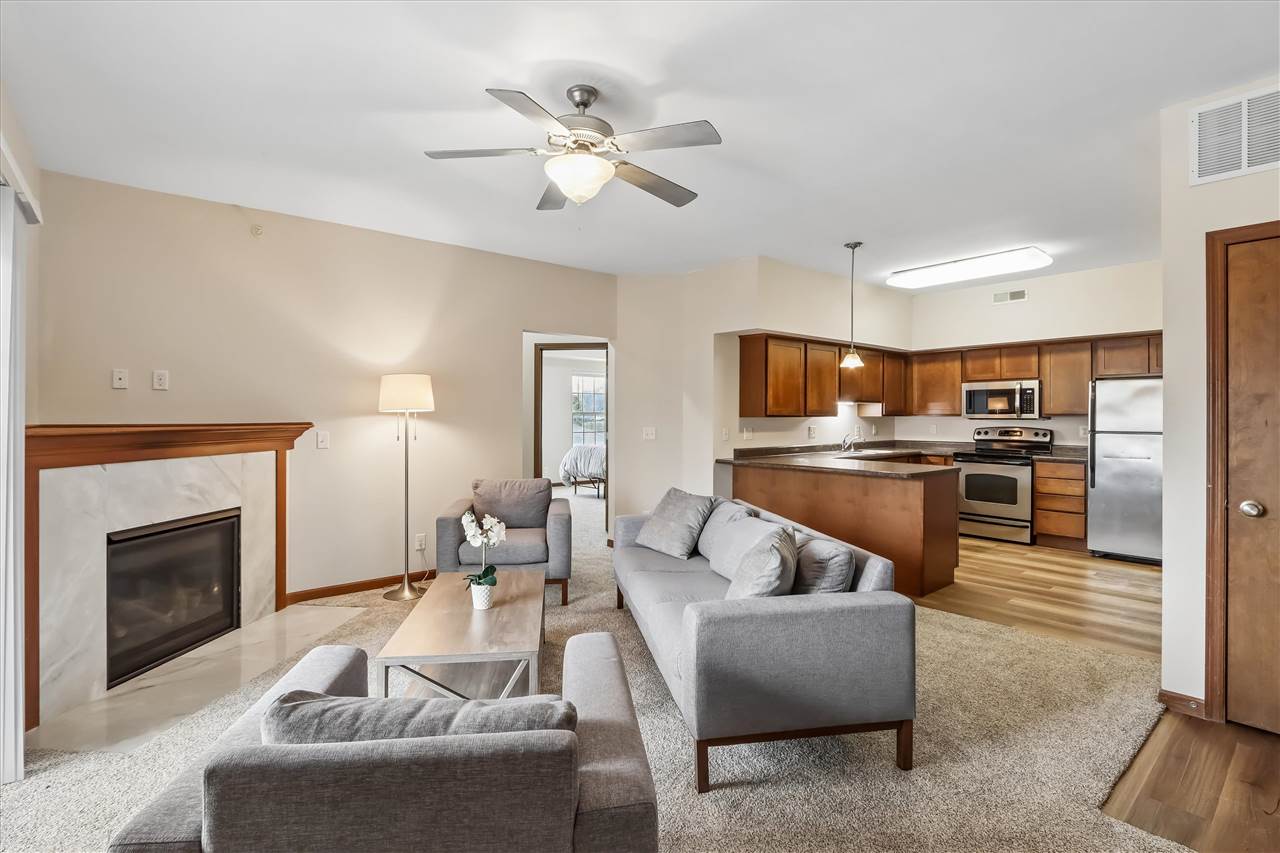 1010 Rachael St Unit: No. 204