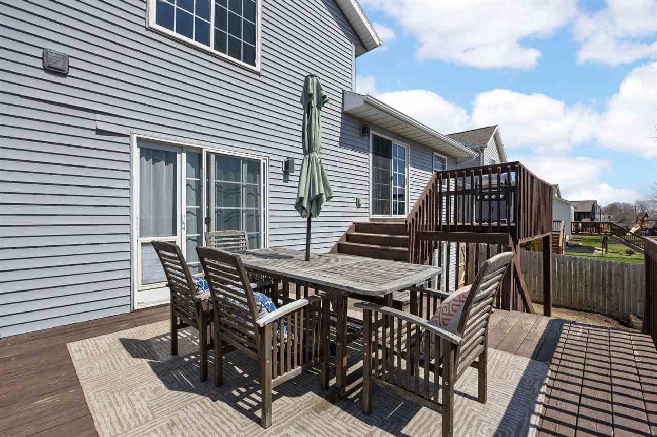 1289 Langenberg Ave
