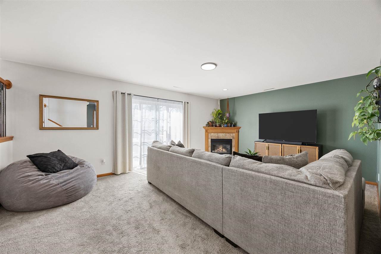 1289 Langenberg Ave