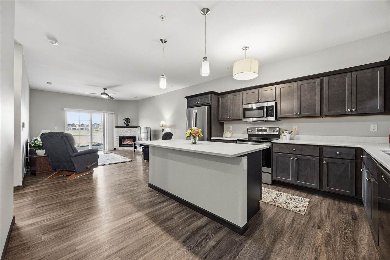2871 Spring Rose Cir Unit: 105