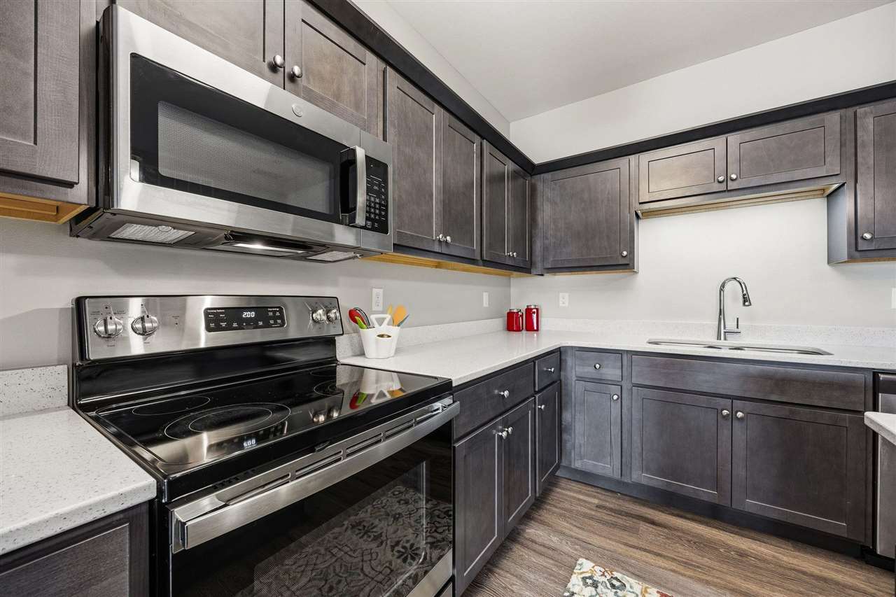 2871 Spring Rose Cir Unit: 105