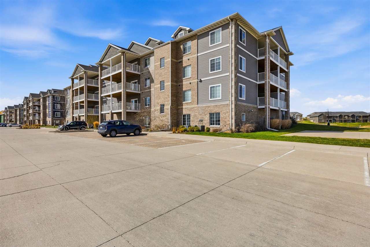 2871 Spring Rose Cir Unit: 105