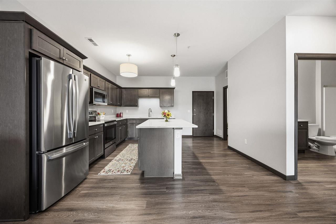 2871 Spring Rose Cir Unit: 105