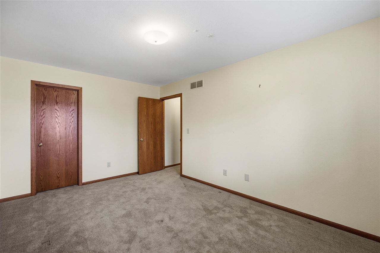 618 Stuart Ct