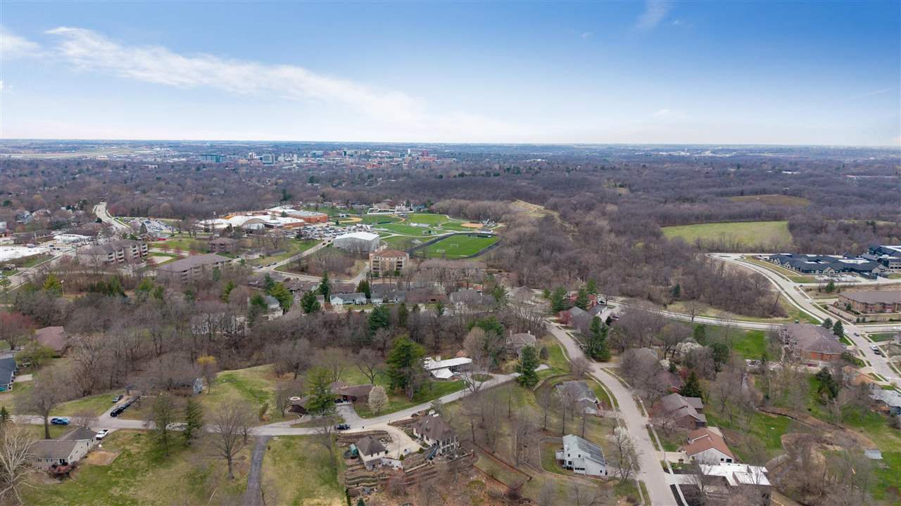 618 Stuart Ct