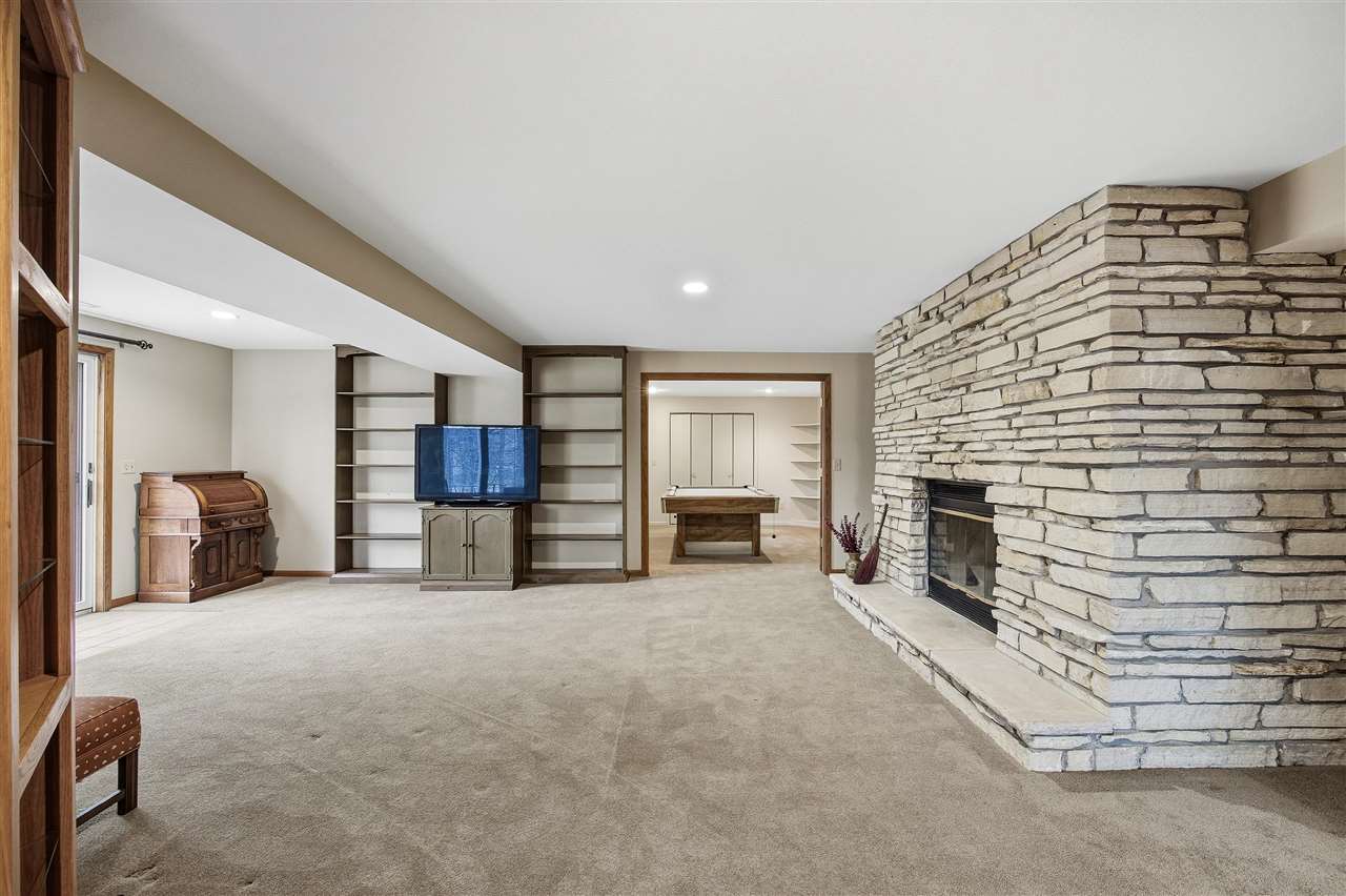 618 Stuart Ct