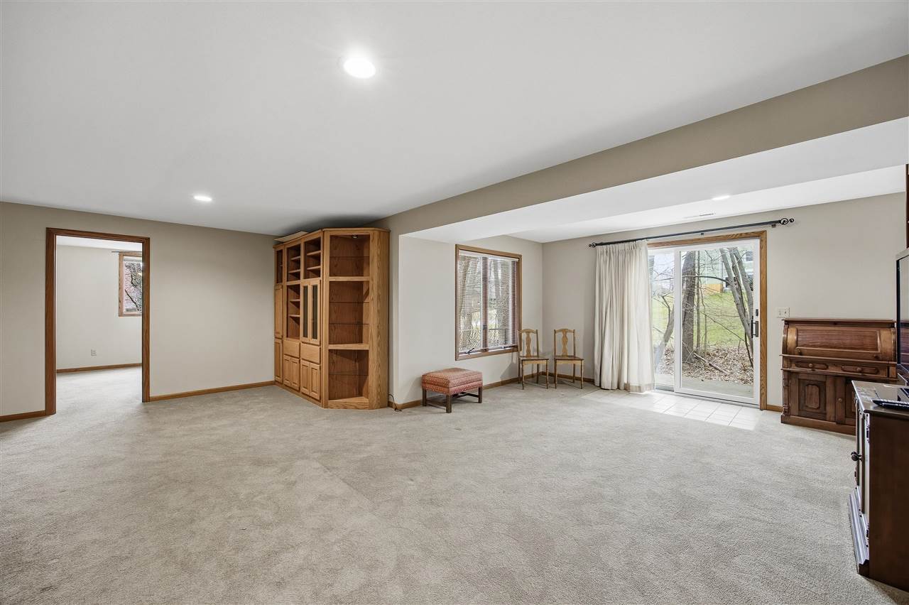 618 Stuart Ct