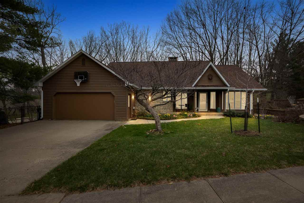 618 Stuart Ct
