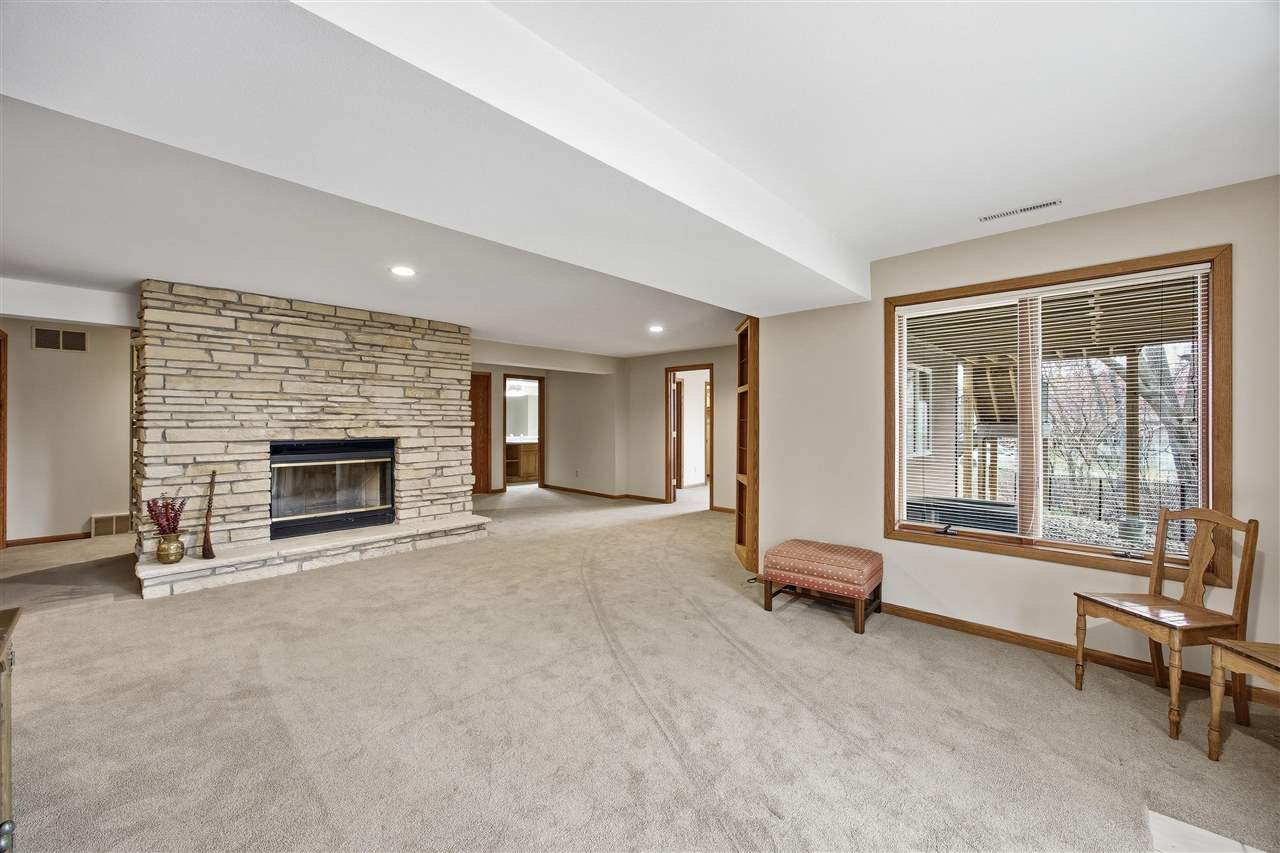 618 Stuart Ct