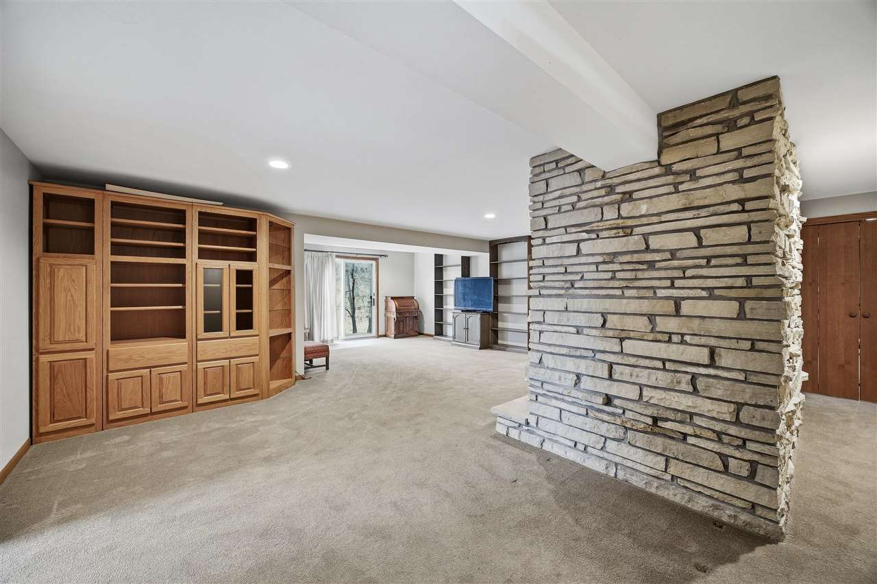 618 Stuart Ct