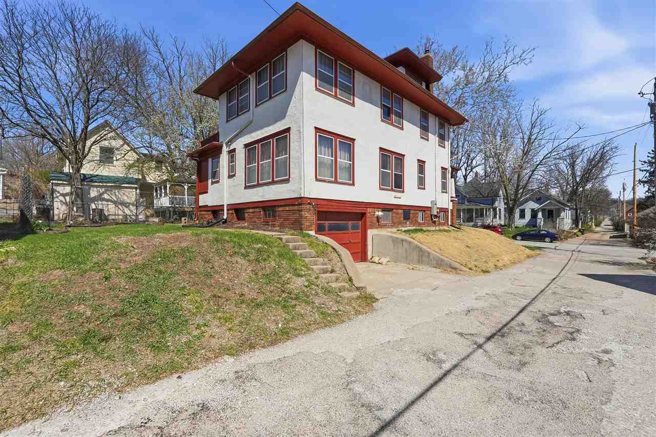 621 N Van Buren St