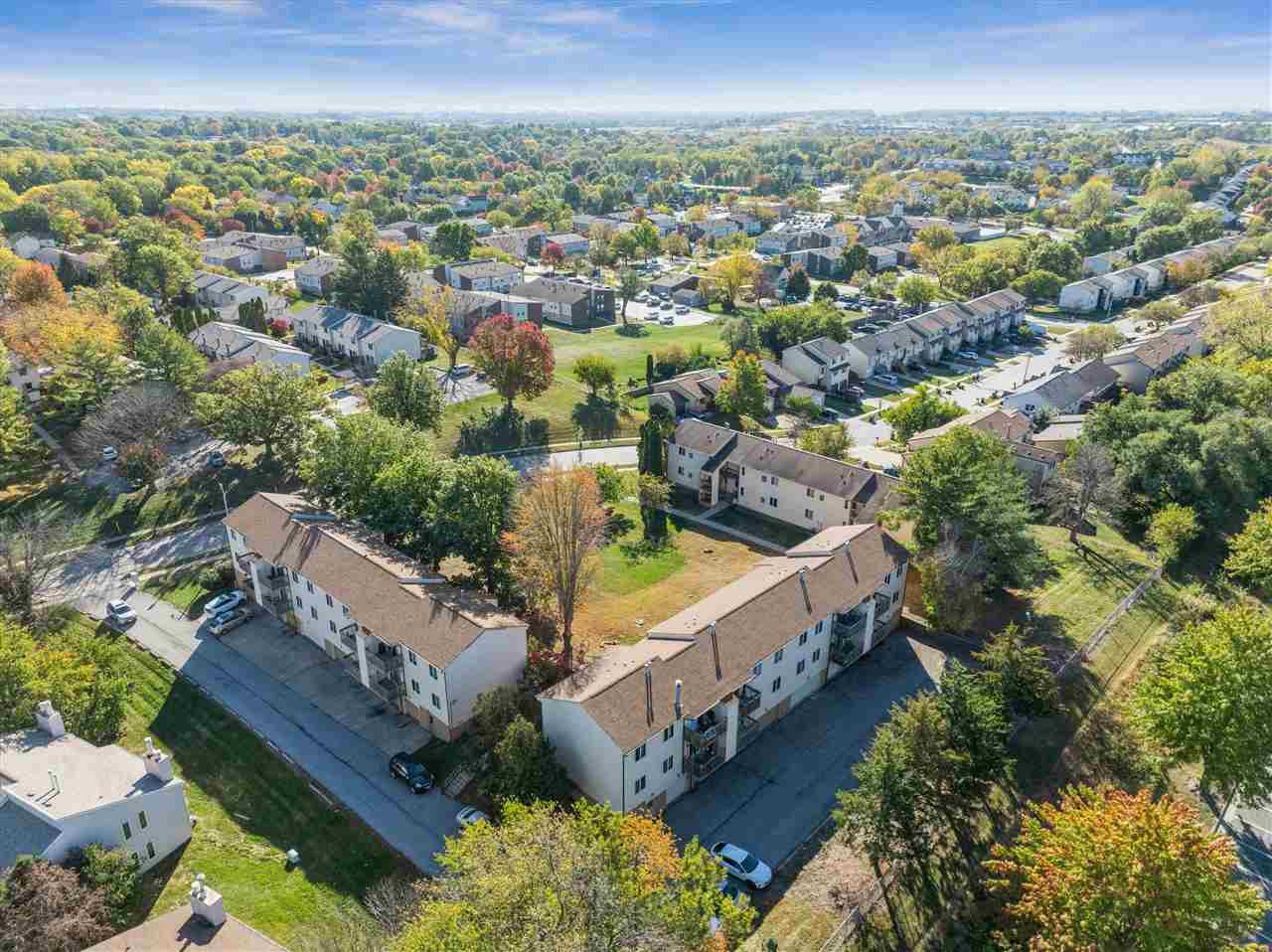 433 Westwinds Dr Unit: 433, 441, 449, 461