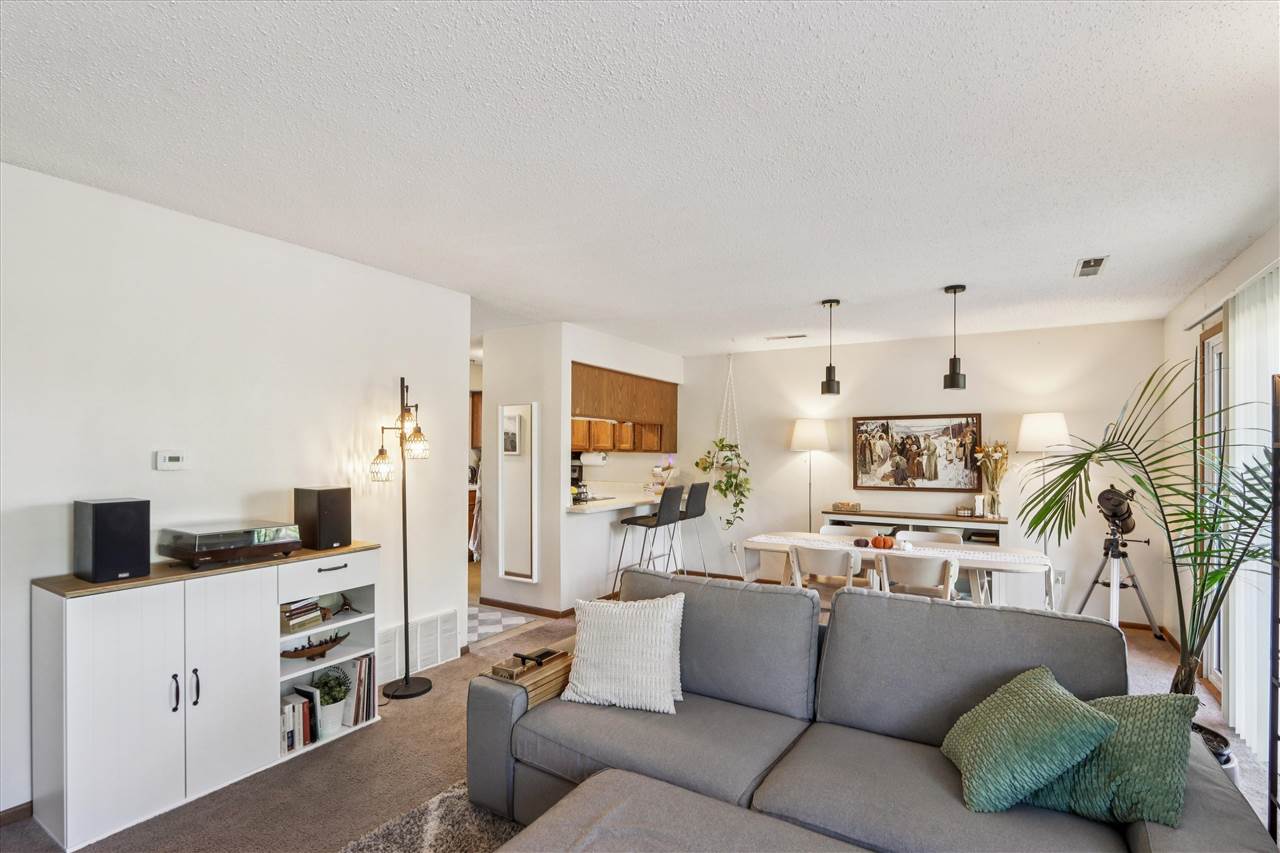 433 Westwinds Dr Unit: 433, 441, 449, 461
