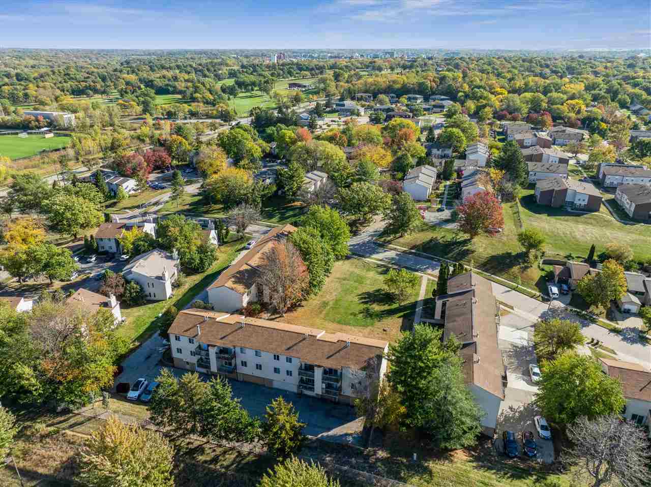 433 Westwinds Dr Unit: 433, 441, 449, 461