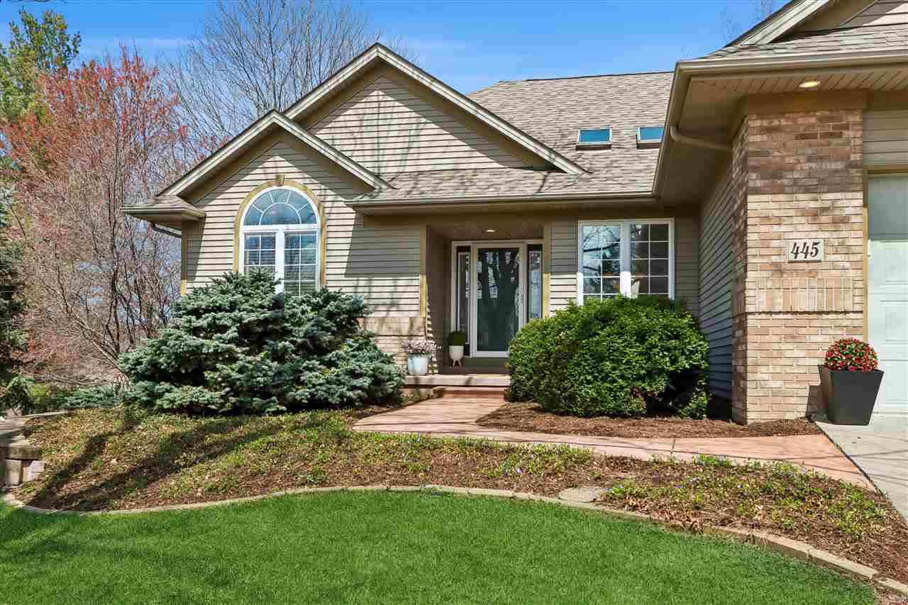 445 Breconshire Ln