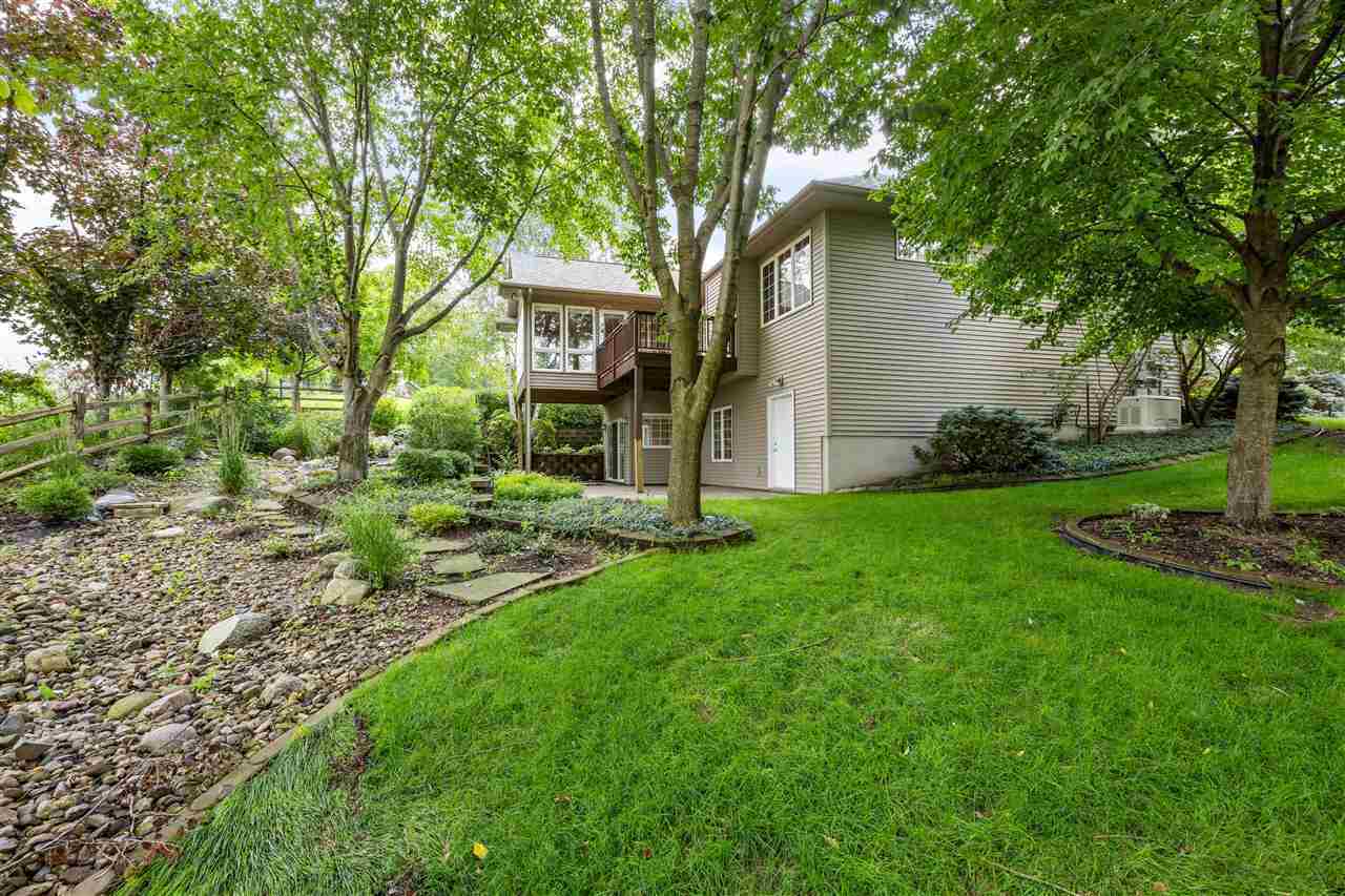 445 Breconshire Ln