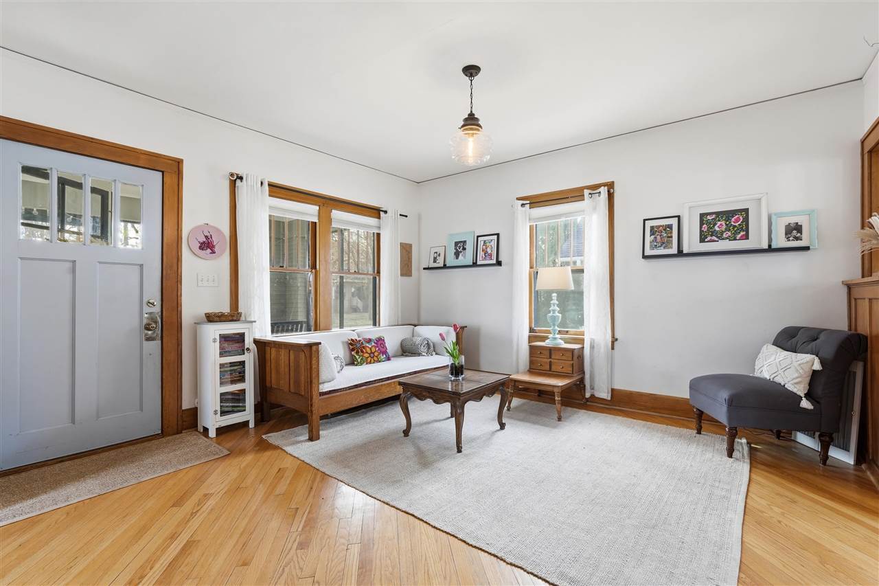 809 S 7th Ave