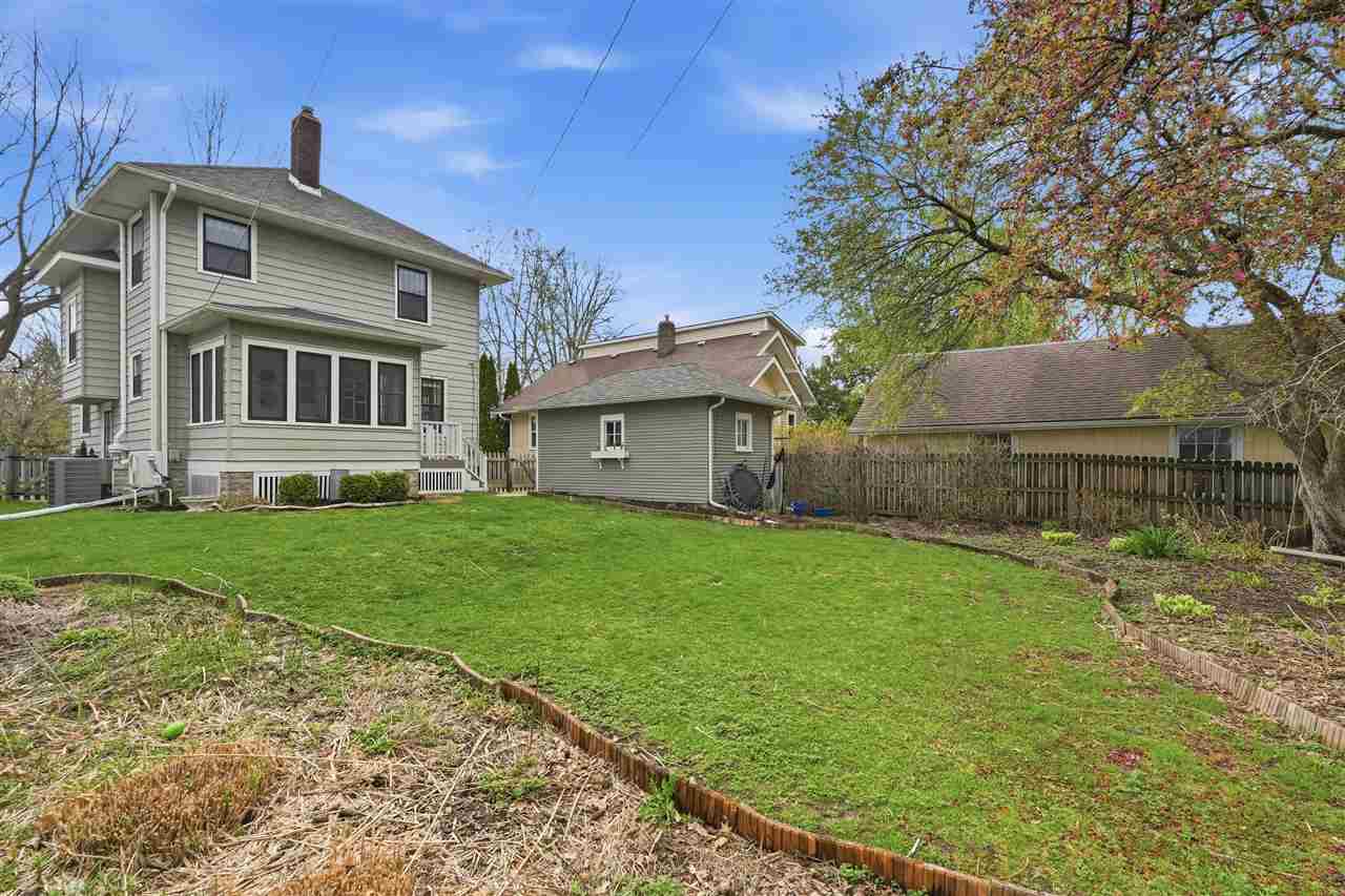 809 S 7th Ave