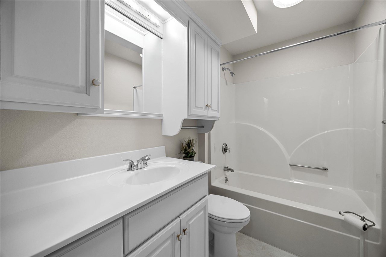 2601 Hickory Trl Unit: 7