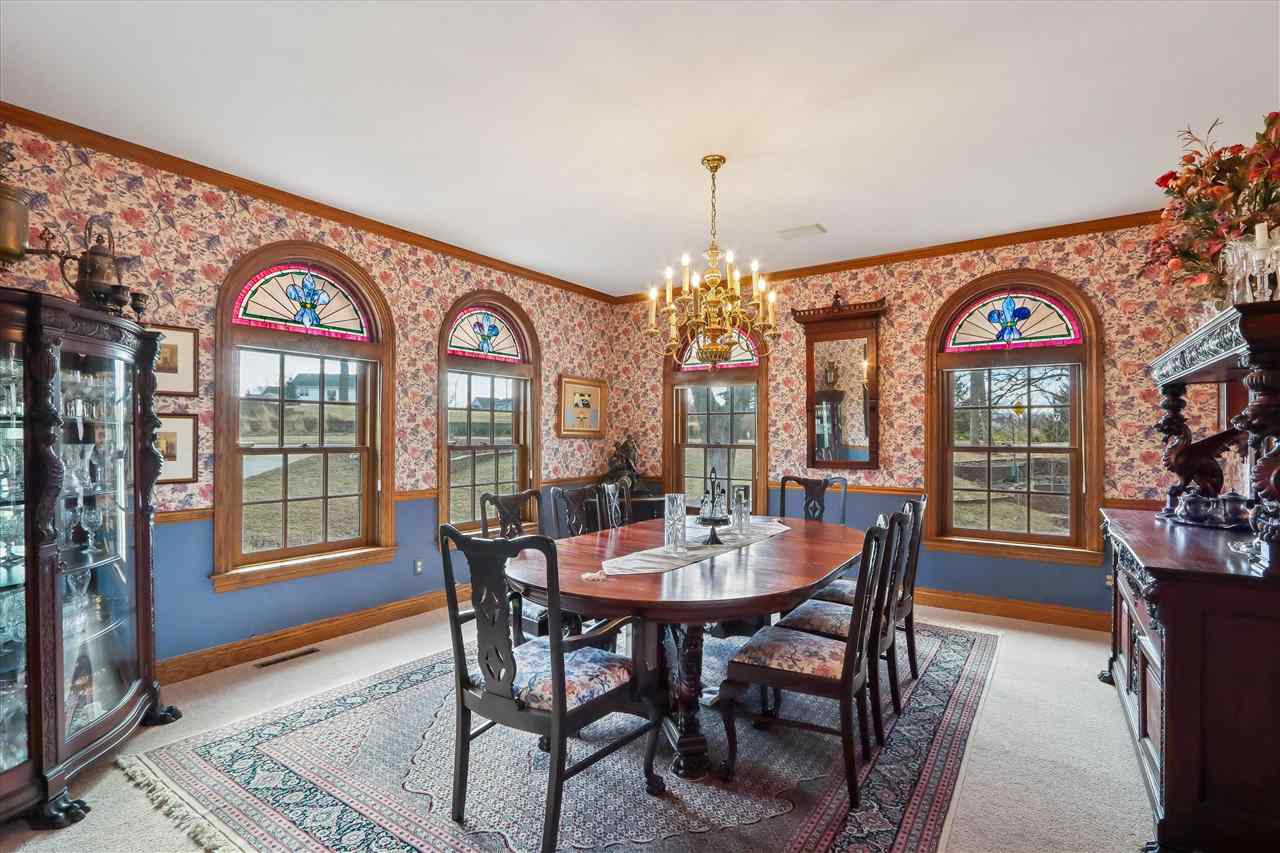 1 Acorn Ct