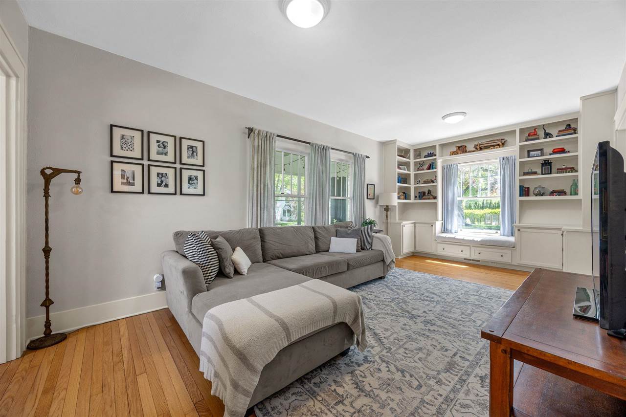 427 Ferson Ave
