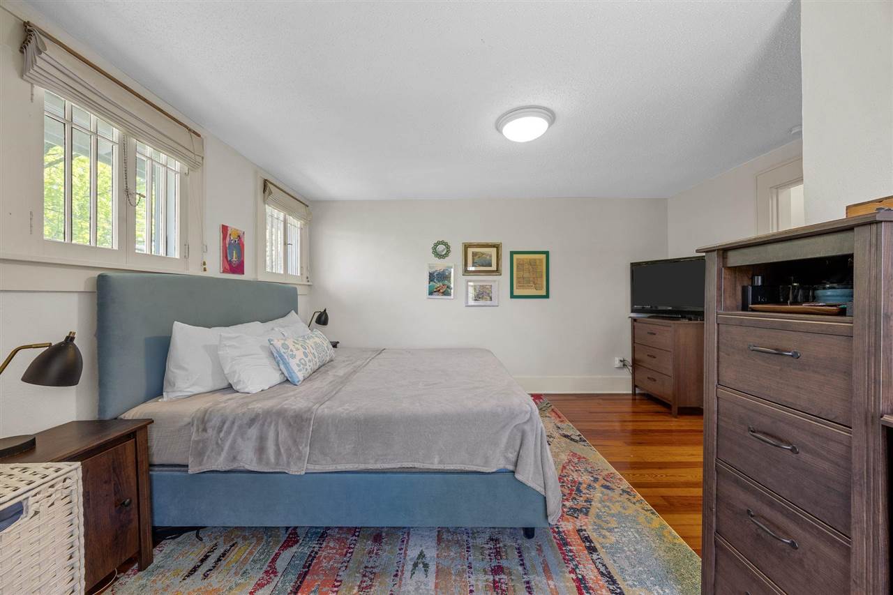 427 Ferson Ave