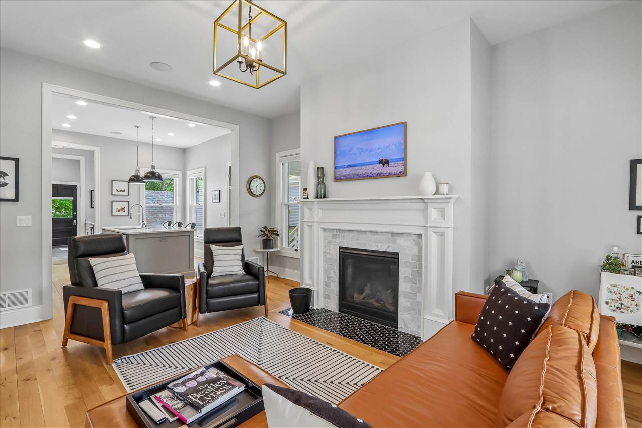 424 S Summit