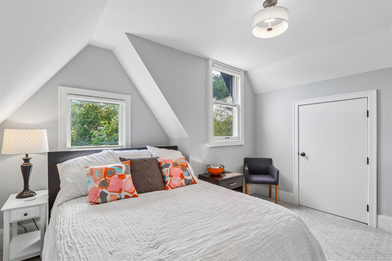 424 S Summit