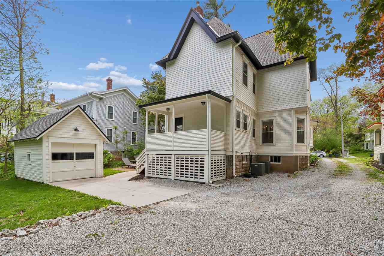 424 S Summit