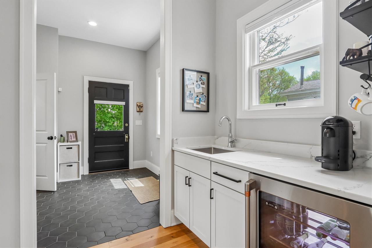 424 S Summit