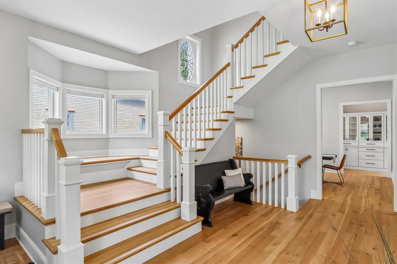 424 S Summit