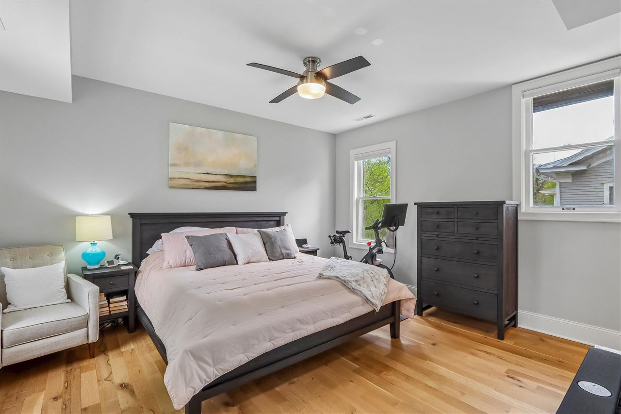 424 S Summit