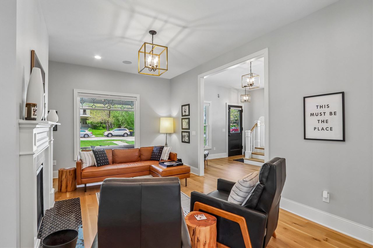 424 S Summit