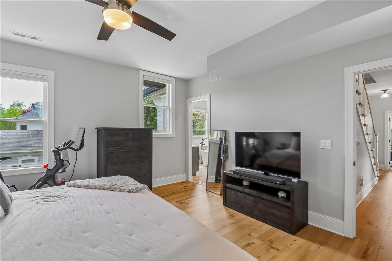 424 S Summit