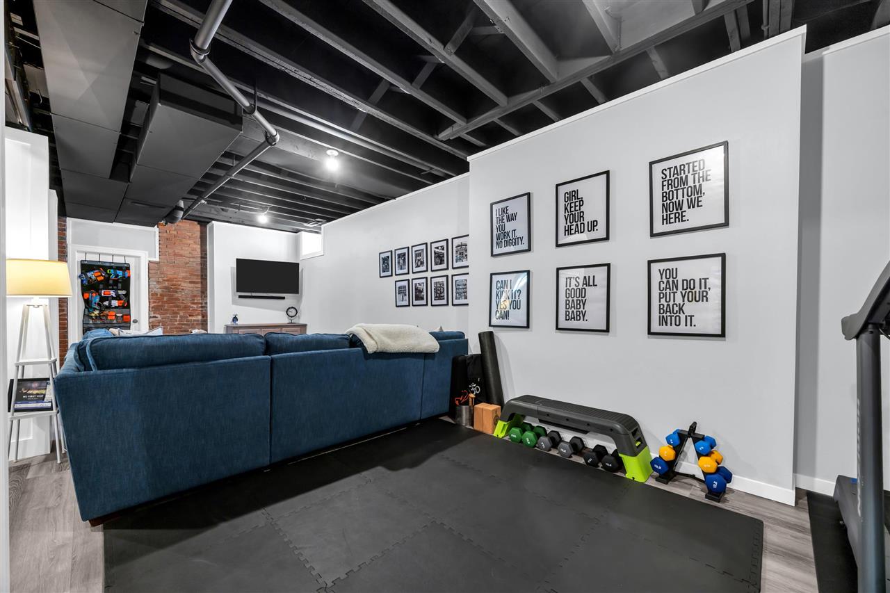 424 S Summit