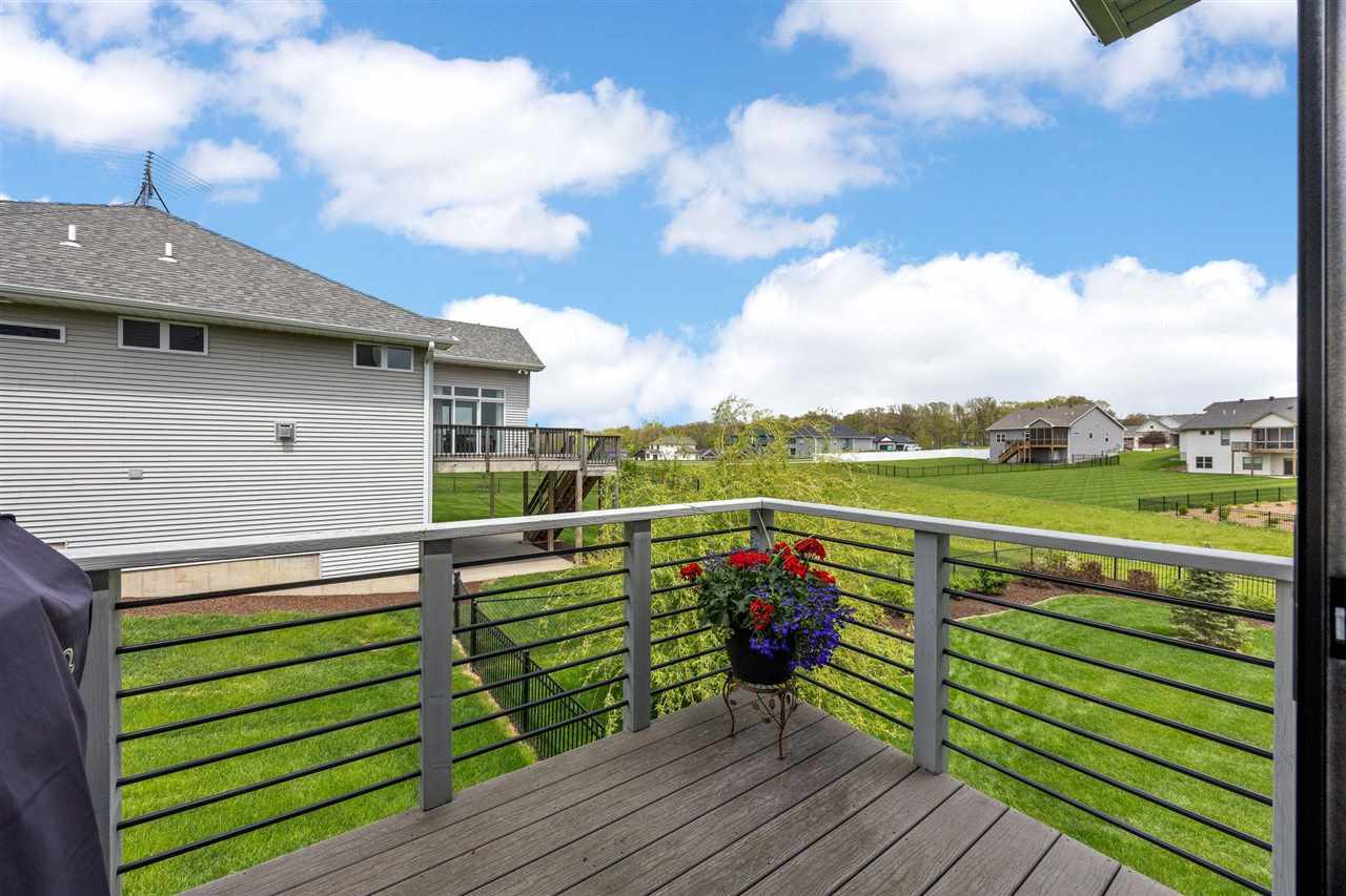1352 Ava Cir