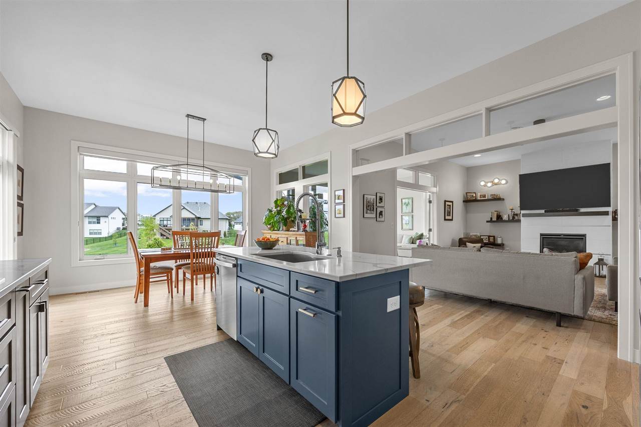 1352 Ava Cir