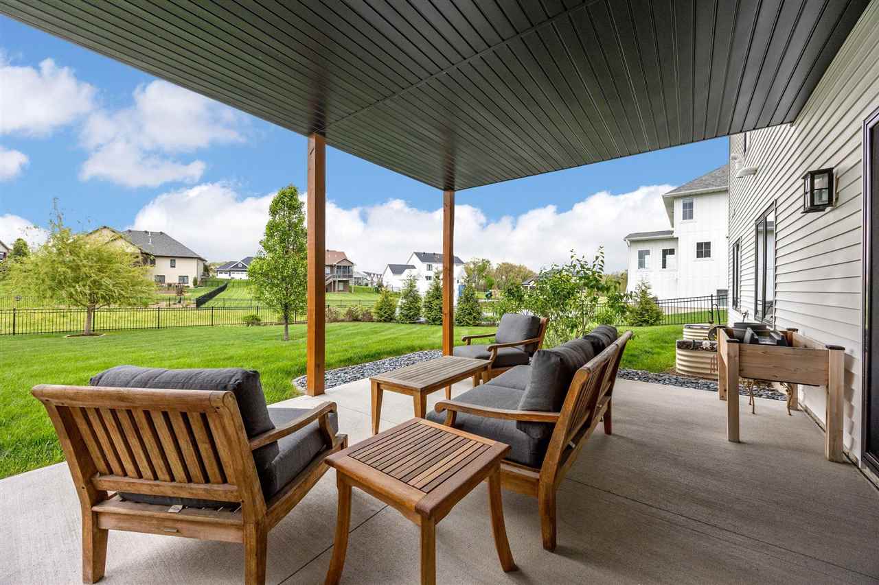1352 Ava Cir