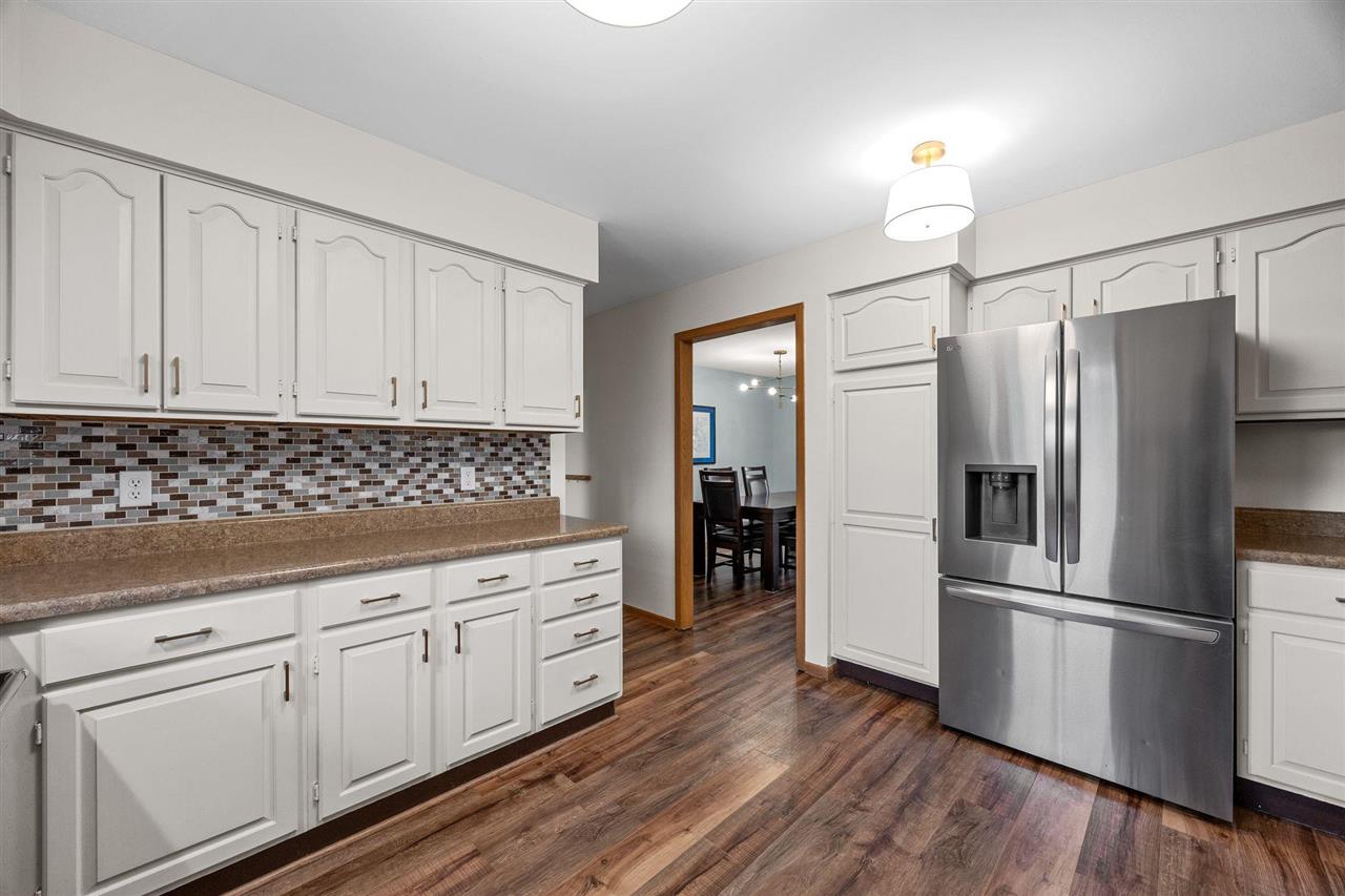 541 Amhurst