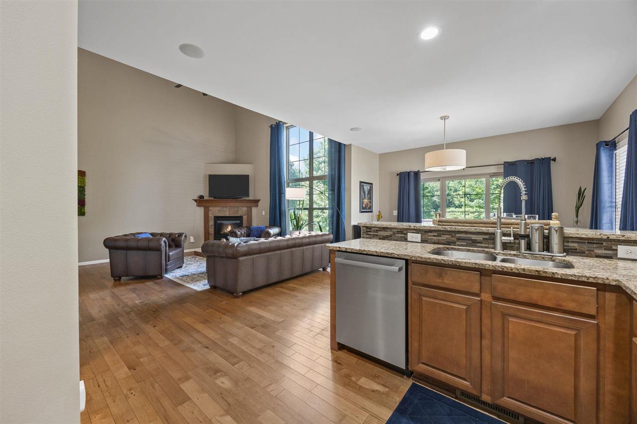 752 Mission Point Rd