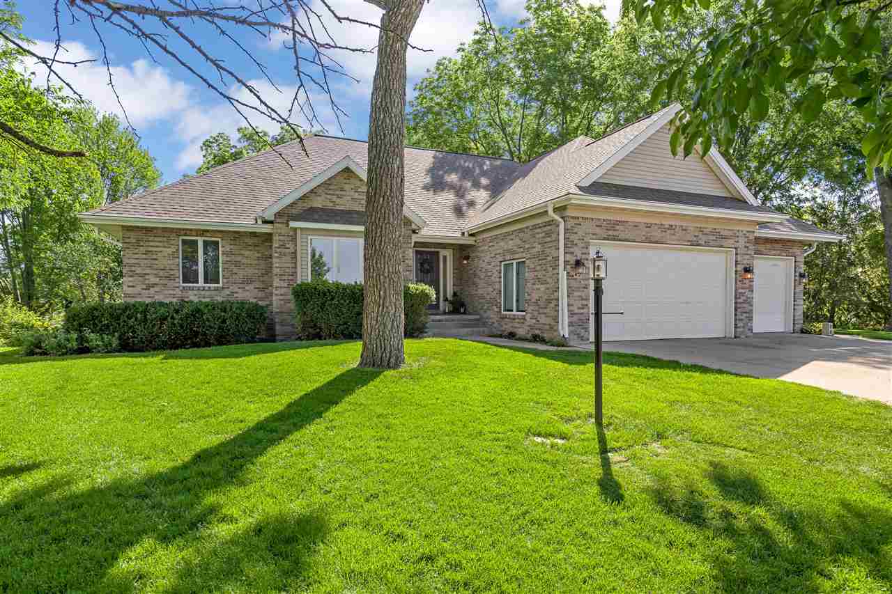 42 Kensington Court