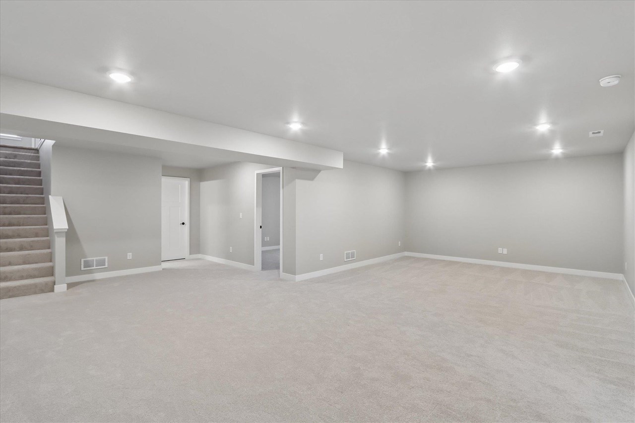 791 Clover Hill Dr