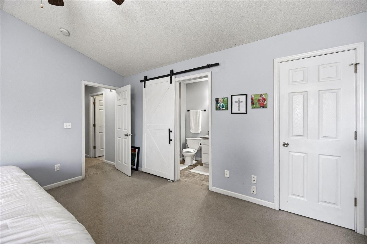 2768 Irving Ave